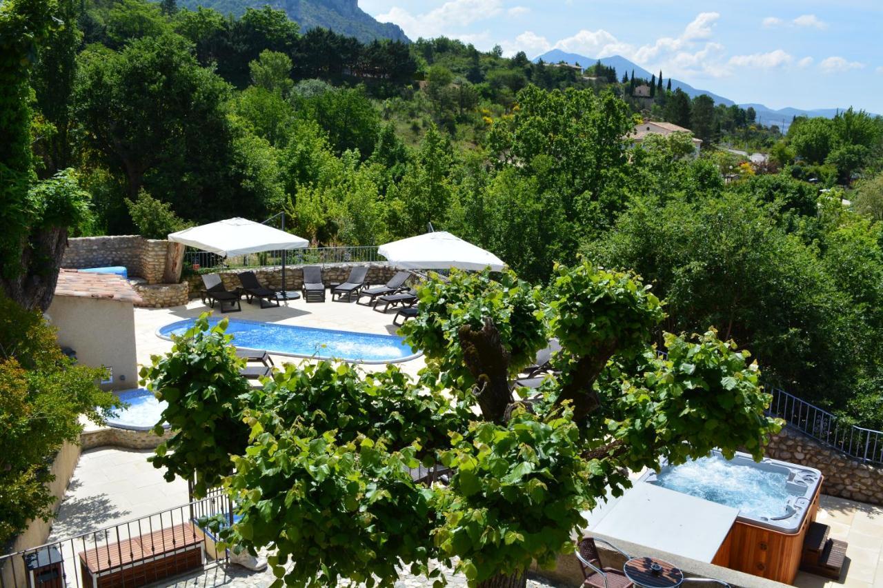 Hotel Le Colombier Мустье-Сент-Мари Экстерьер фото